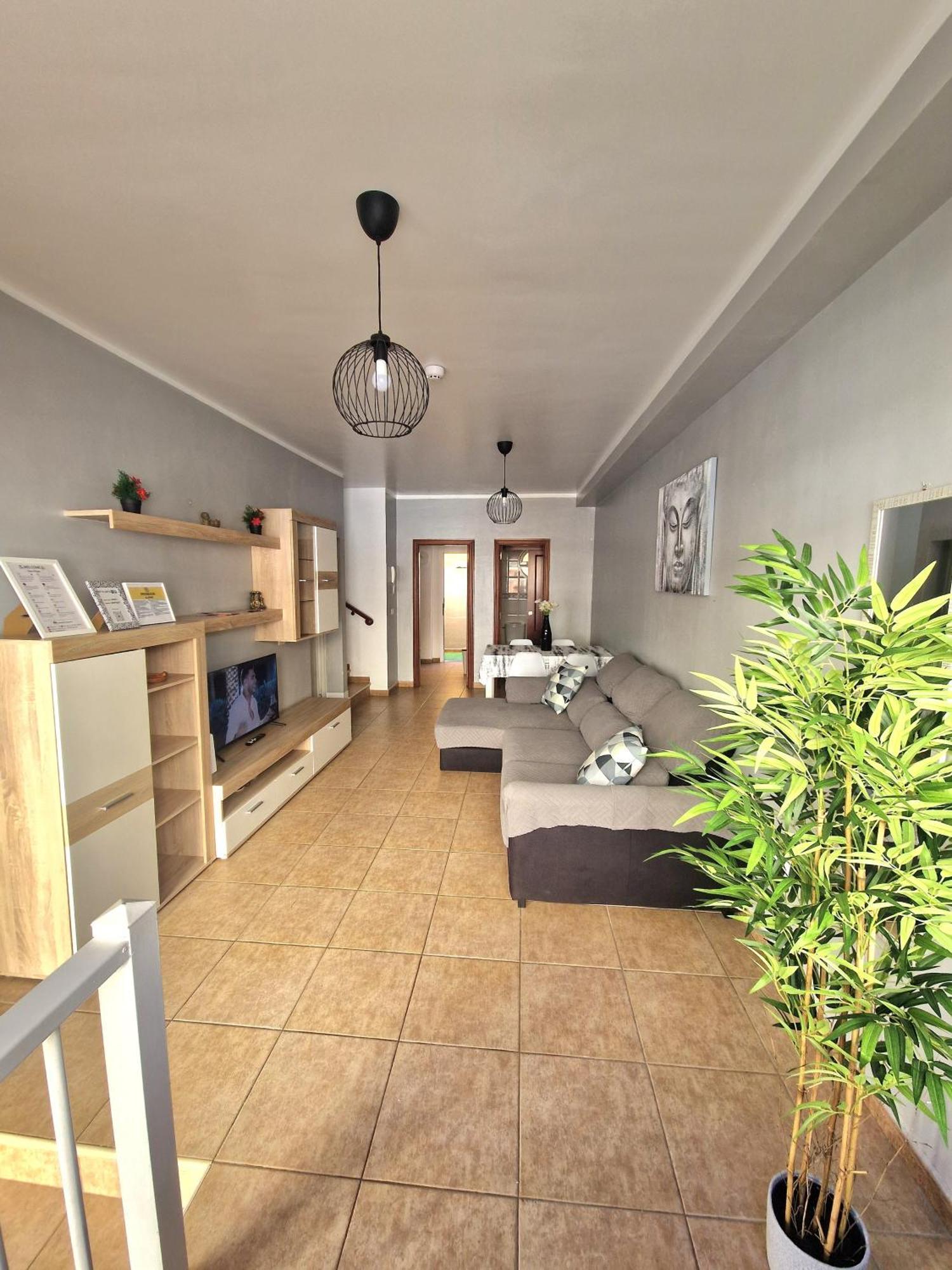 Spacious Independent Chalet Next The Airport - Sea 산이시드로 외부 사진