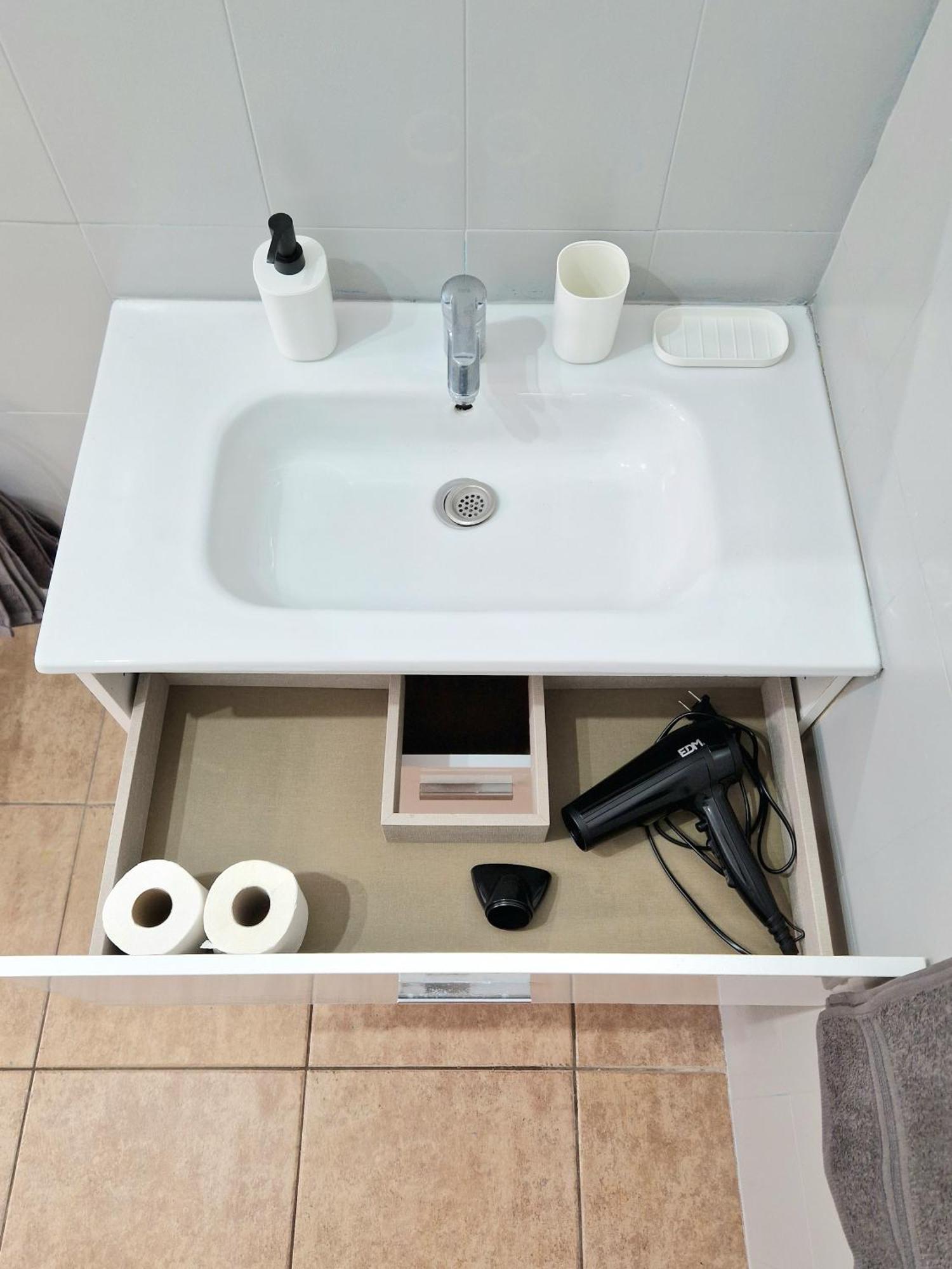 Spacious Independent Chalet Next The Airport - Sea 산이시드로 외부 사진