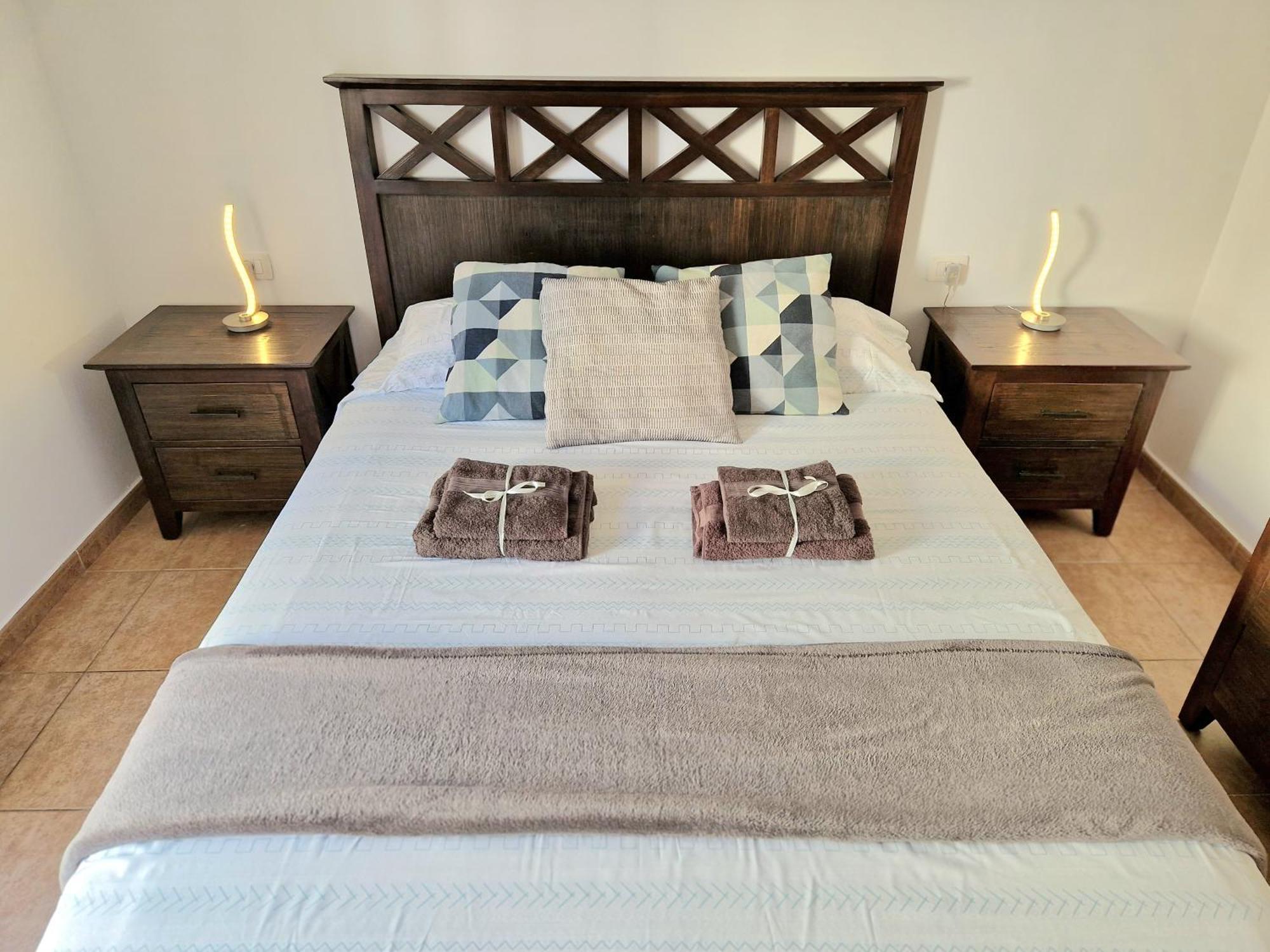 Spacious Independent Chalet Next The Airport - Sea 산이시드로 외부 사진